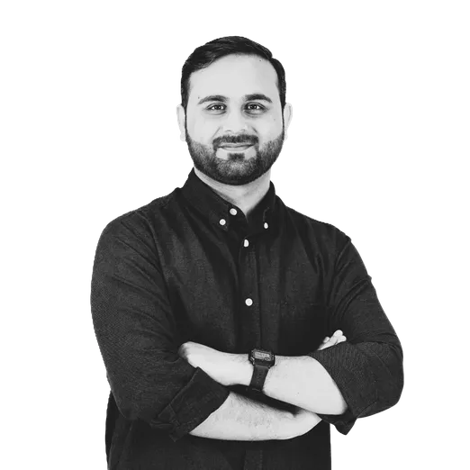 Portrait of Adnan Akram, SEO consultant in Dubai
